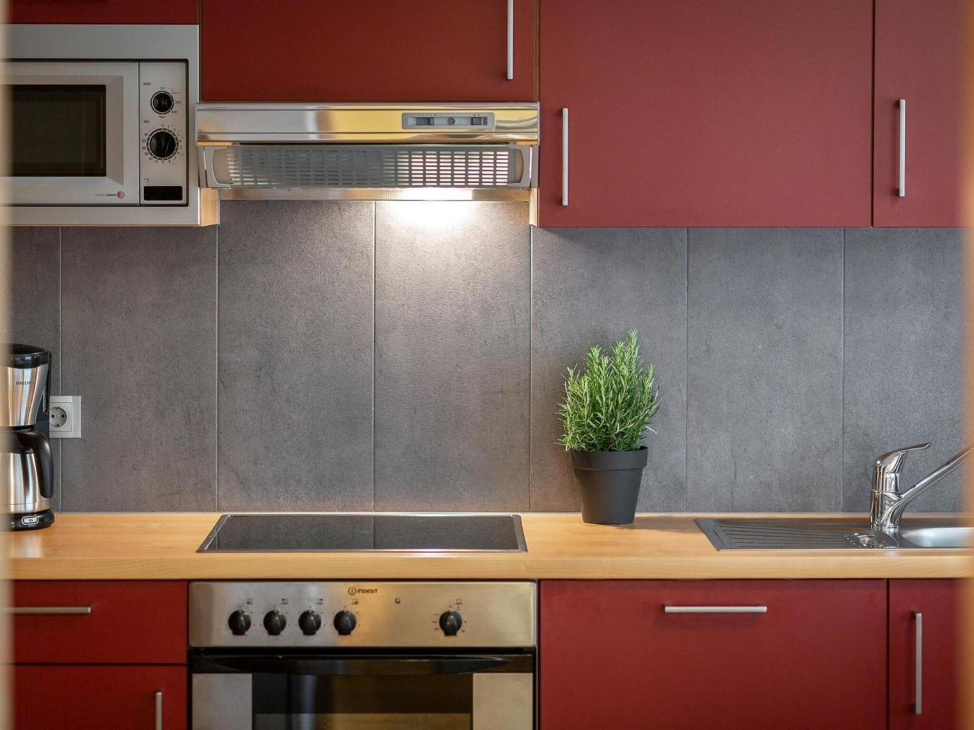 Apartment In Fuegen With A Garden Bagian luar foto