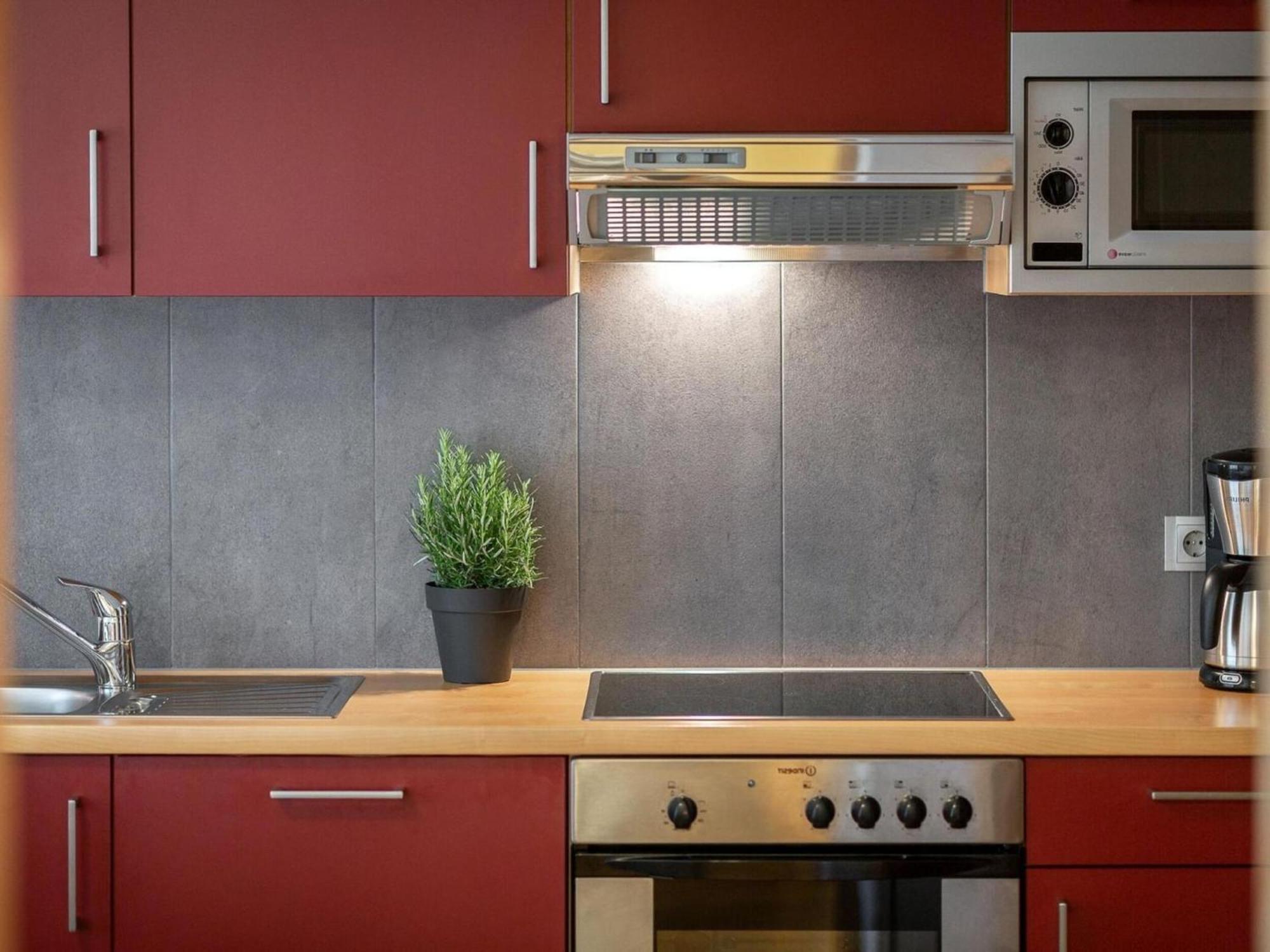 Apartment In Fuegen With A Garden Bagian luar foto